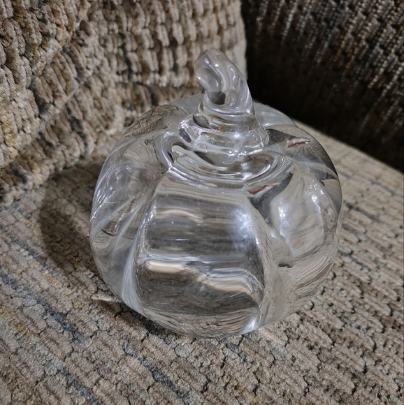 Tiffany & Co Crystal Pumpkin Paperweight Signed 3.75" Clean Fall Halloween Deco - Picture 1 of 7